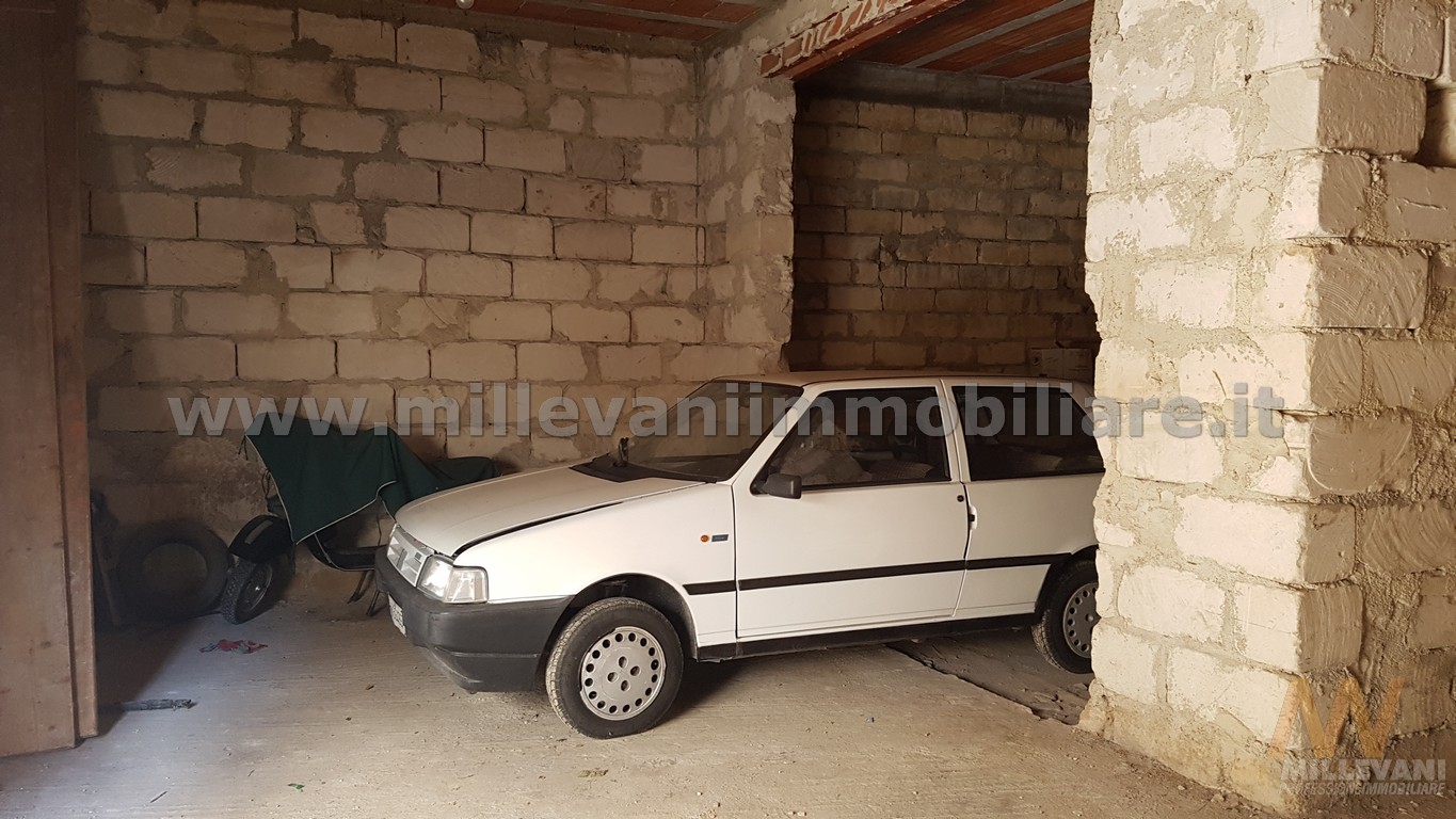 Garage in vendita a Scicli, Donnalucata
