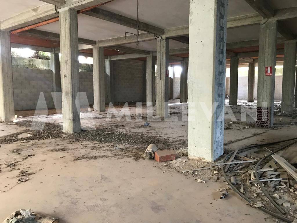 Locale commerciale in vendita a Modica