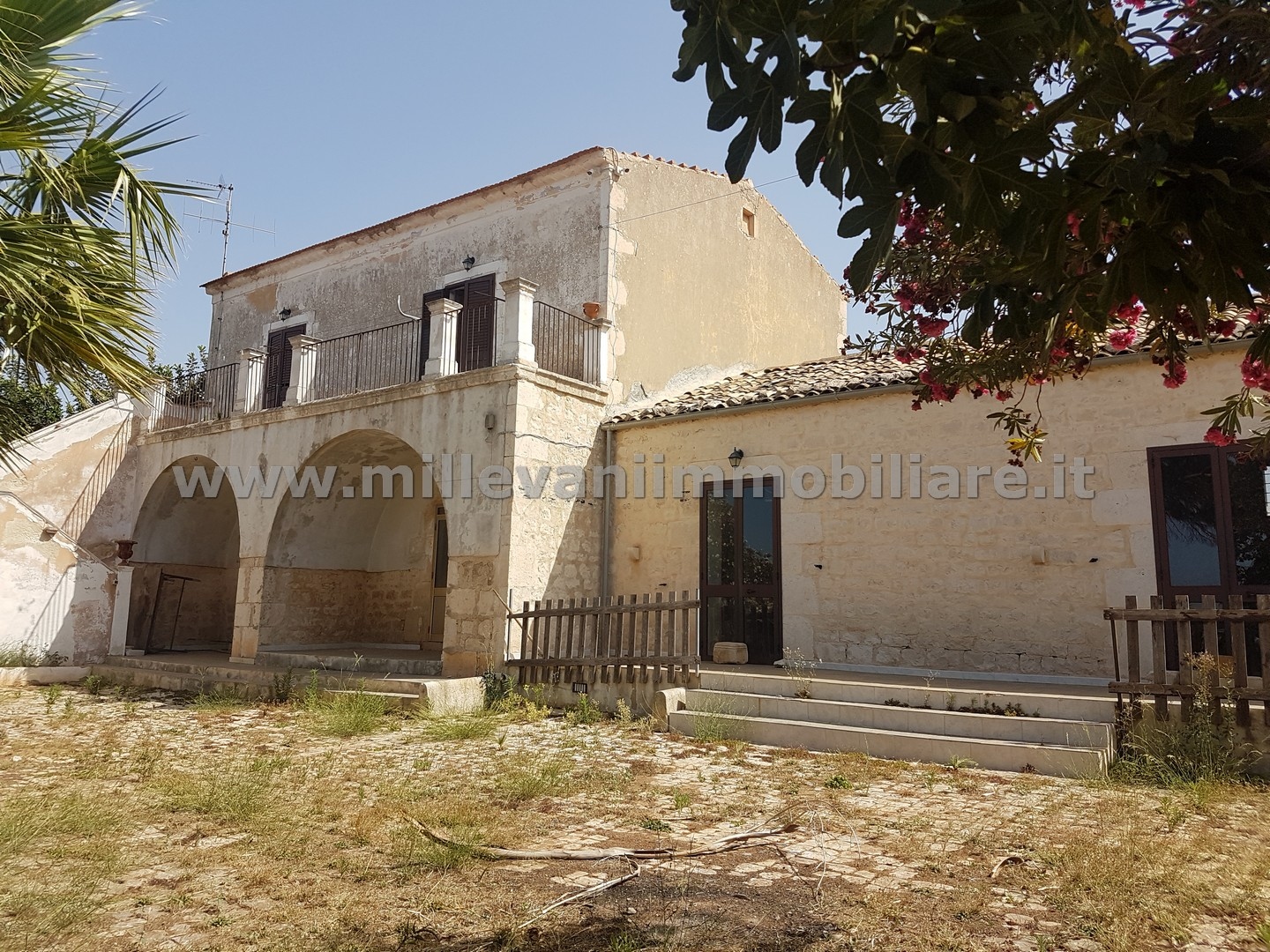 Caseggiato rurale in vendita a Scicli