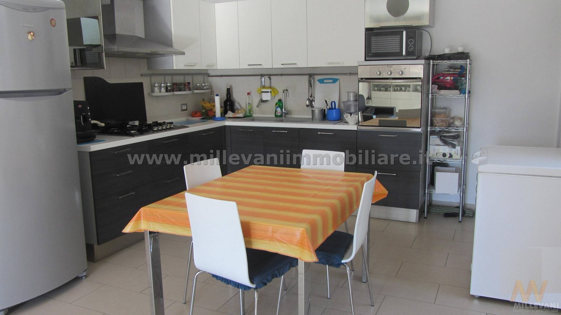 Appartamento in vendita a Scicli, Scicli