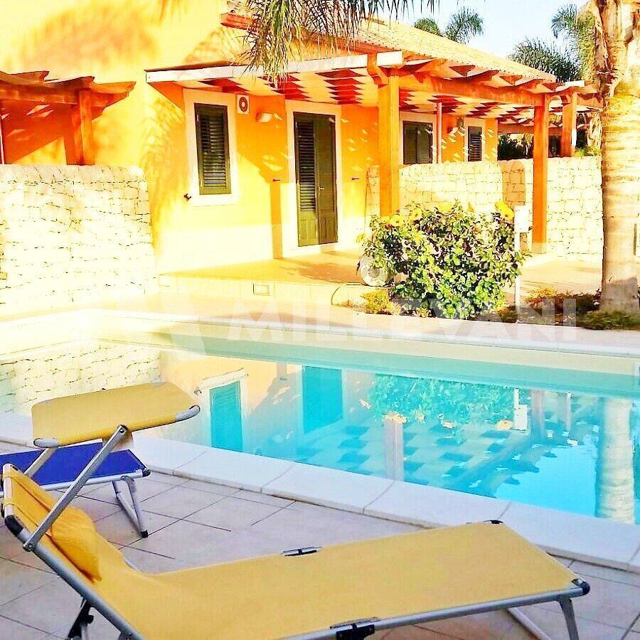 Villa in vendita a Scicli, Donnalucata