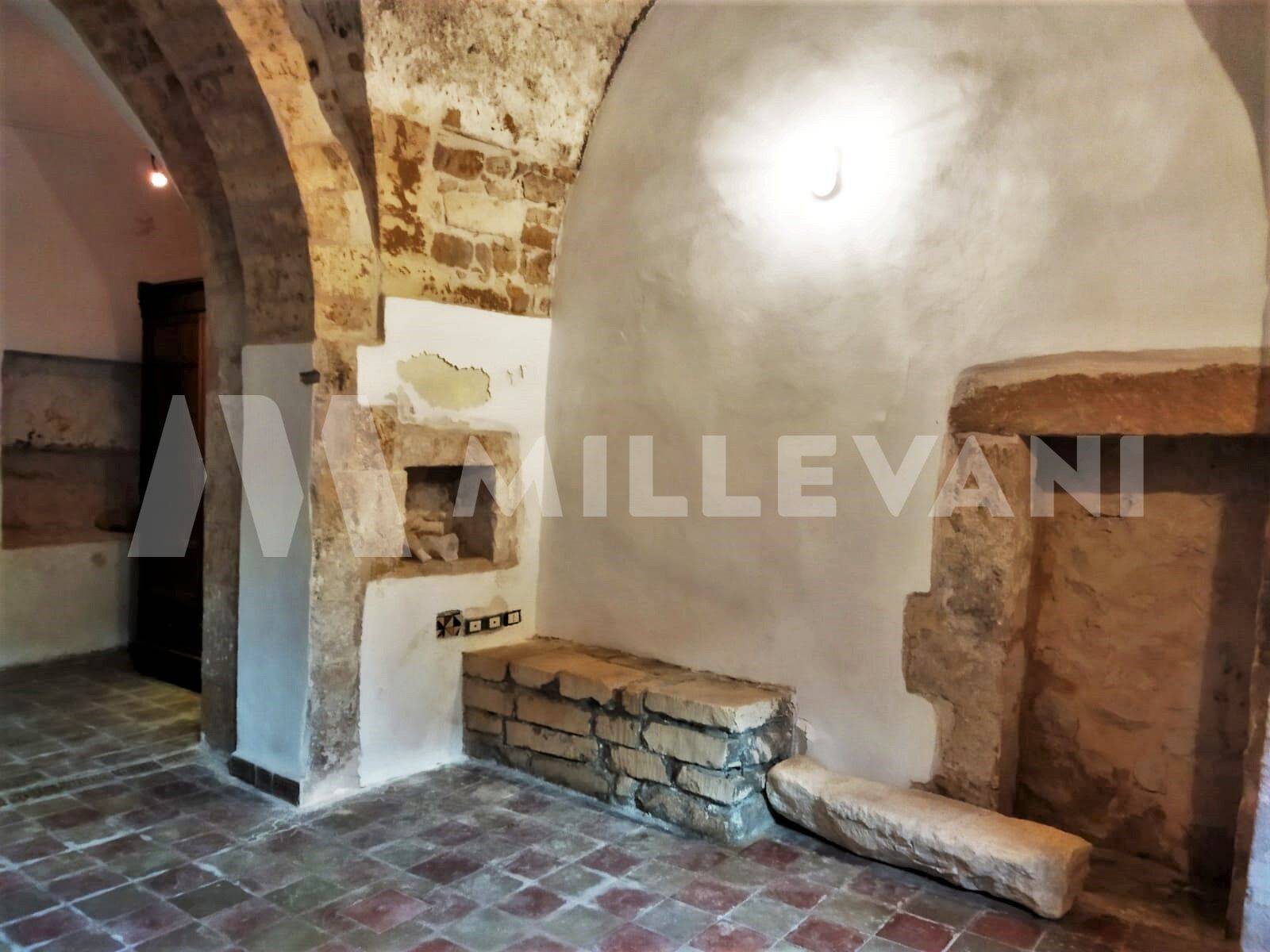 Casa singola in vendita a Modica, Modica Bassa