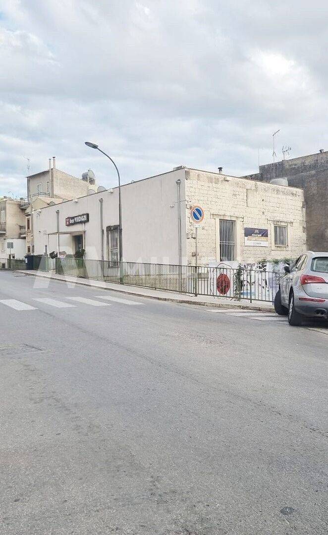 Locale in vendita a Scicli