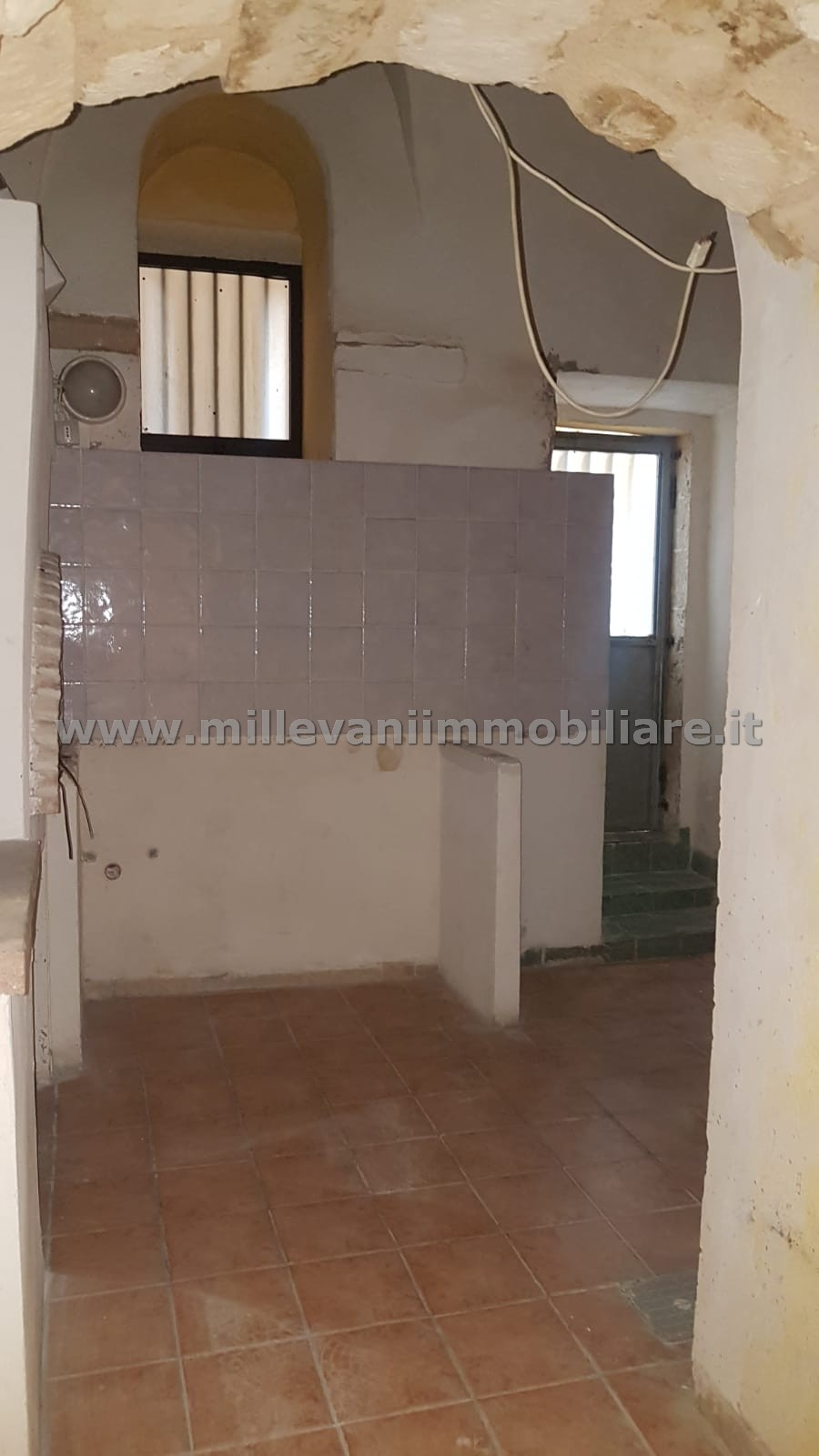 Locale commerciale in vendita a Scicli