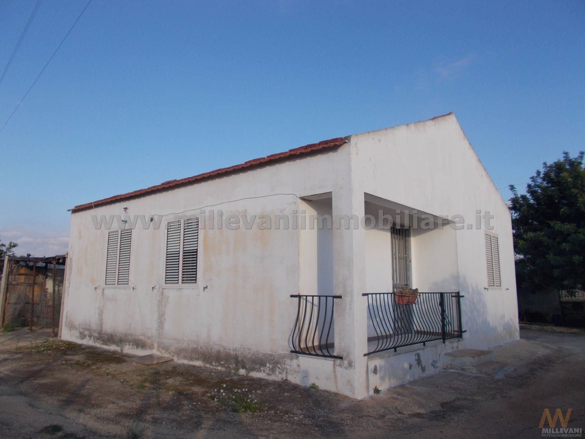 Casa singola in vendita a Santa Croce Camerina