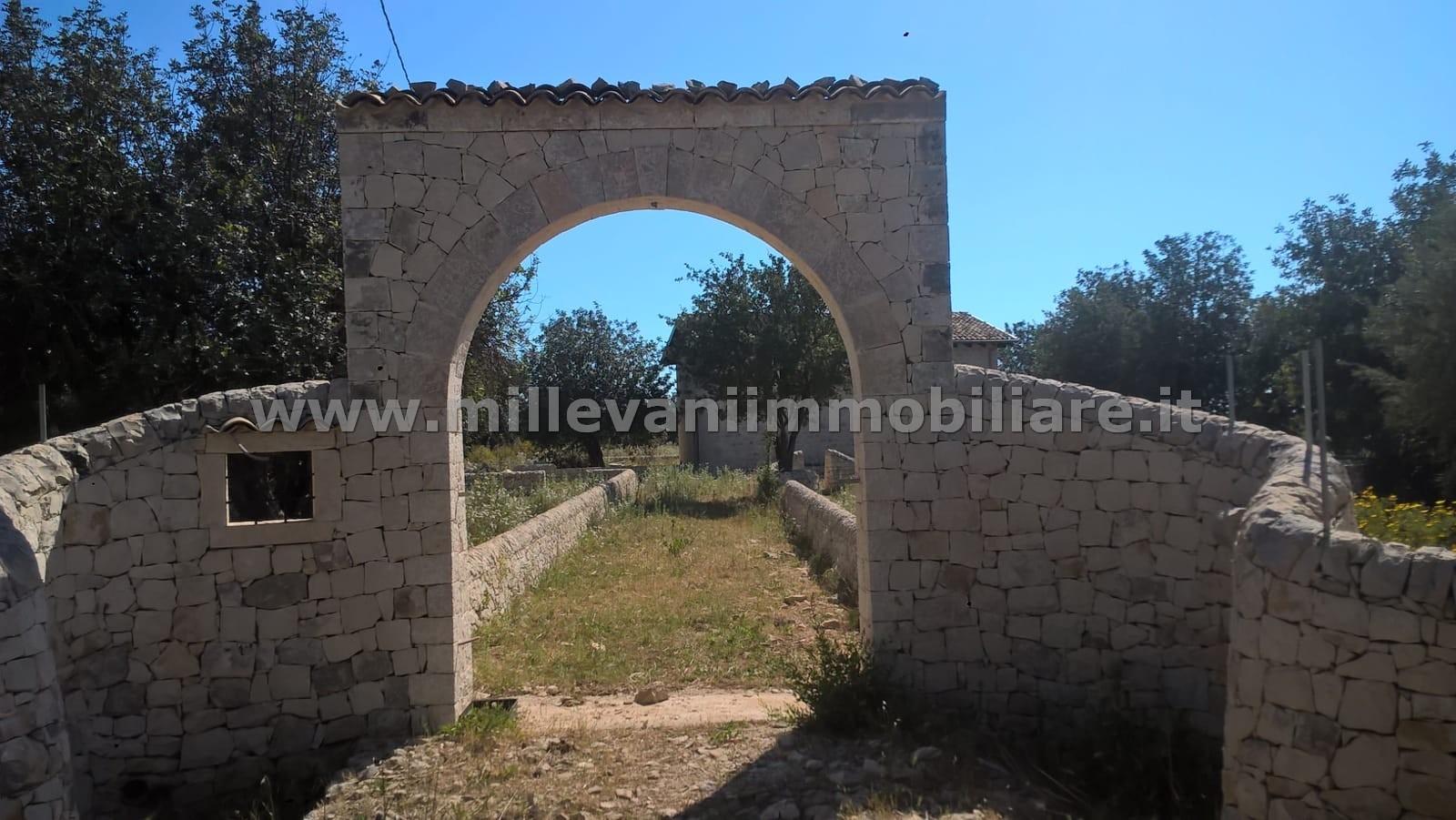 Caseggiato rurale in vendita a Scicli, Sampieri