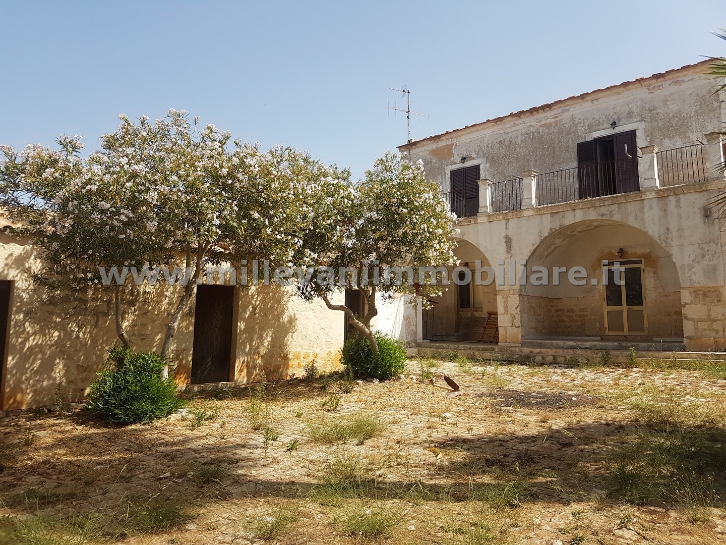 Caseggiato rurale in vendita a Scicli