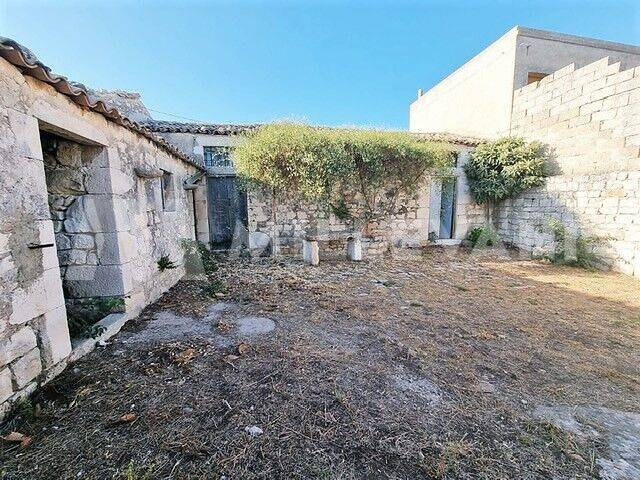 Casale in vendita a Modica