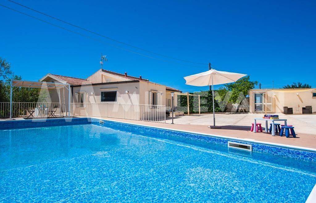Villa in vendita a Ragusa, Marina di Ragusa
