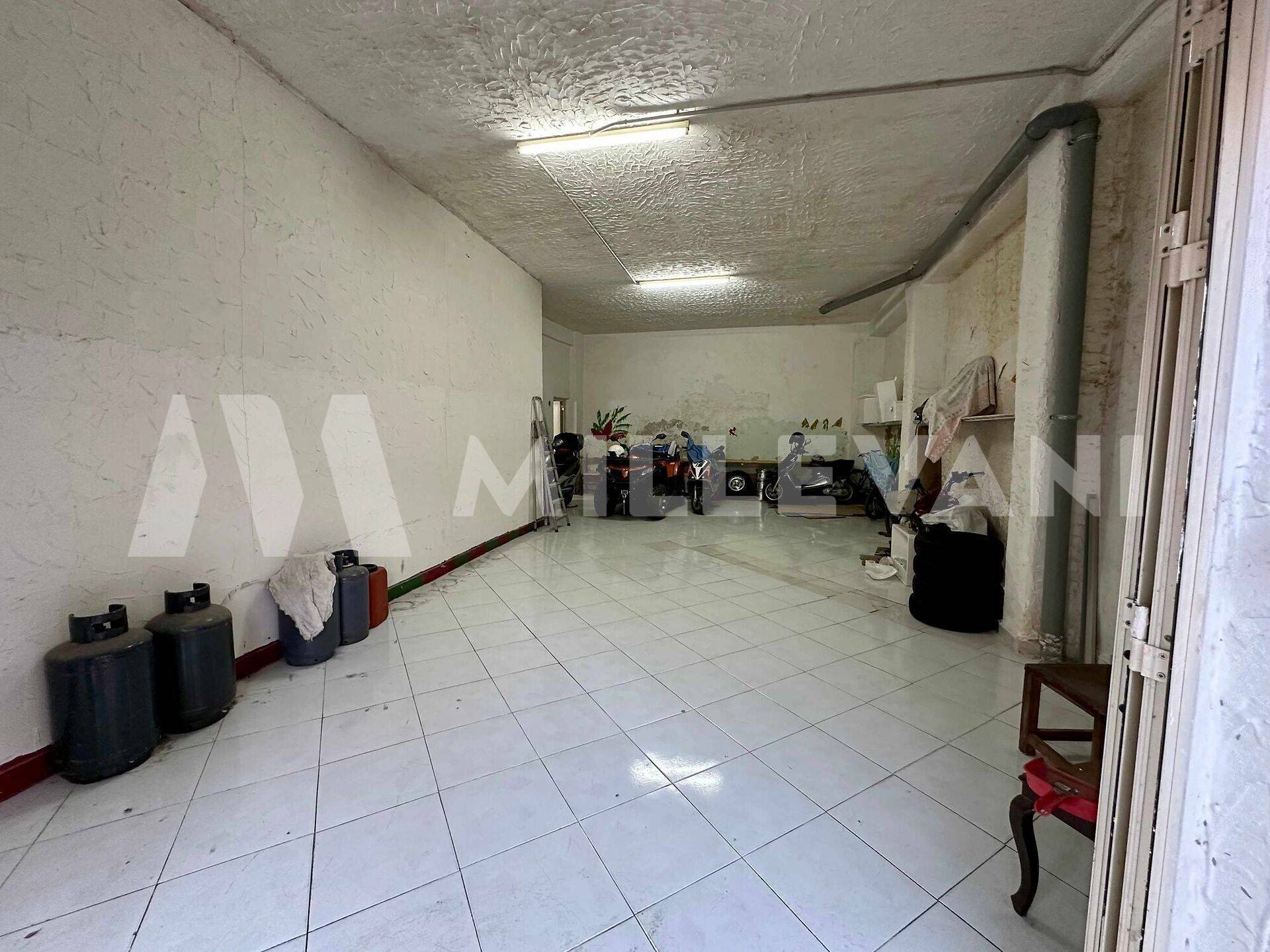 Garage in vendita a Pozzallo, San Pietro