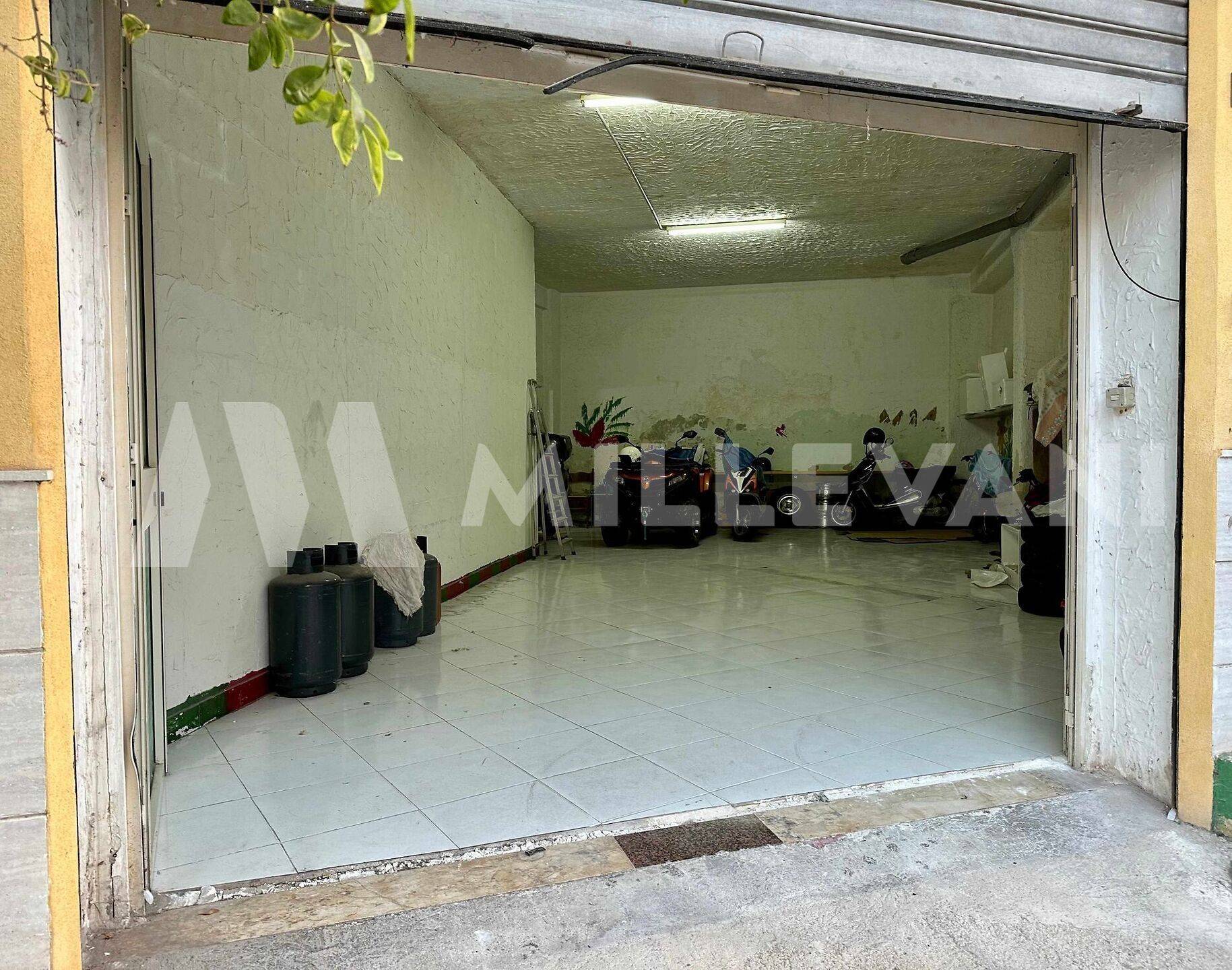 Garage in vendita a Pozzallo, San Pietro