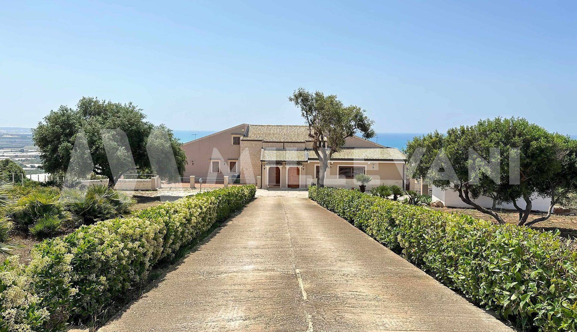 Villa in vendita a Ragusa, Marina di Ragusa