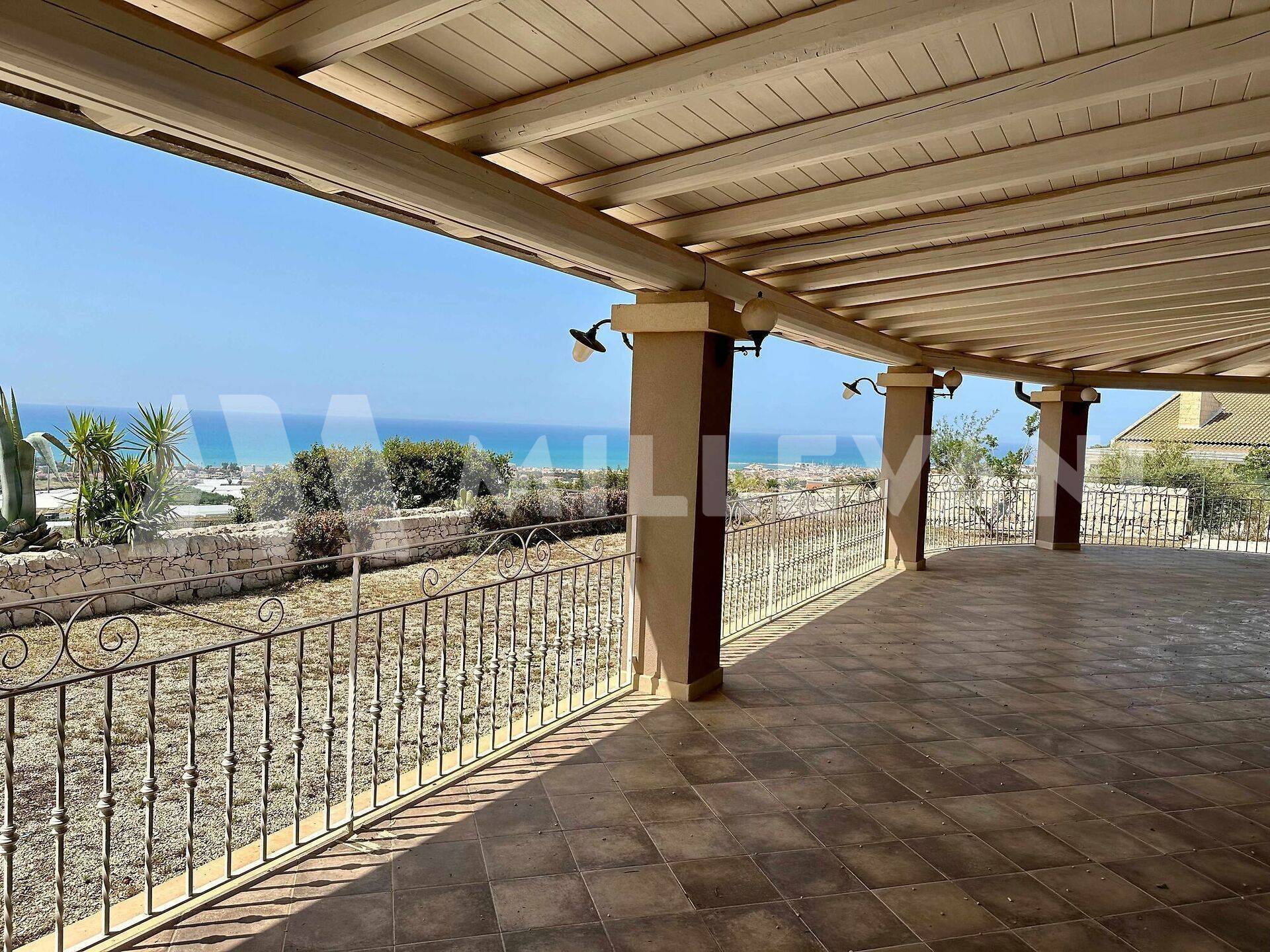 Villa in vendita a Ragusa, Marina di Ragusa