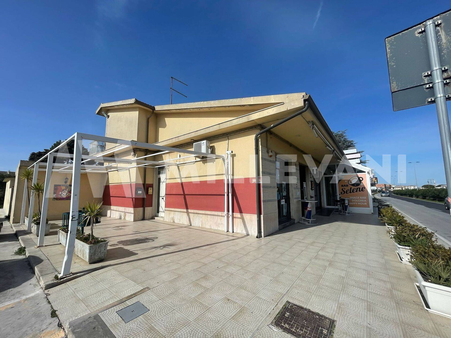 Attivit commerciale in vendita a Ragusa