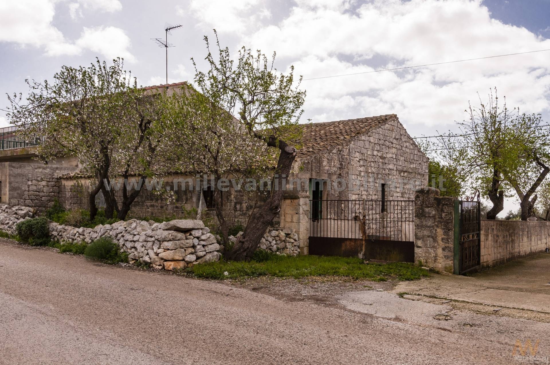 Caseggiato rurale in vendita a Scicli