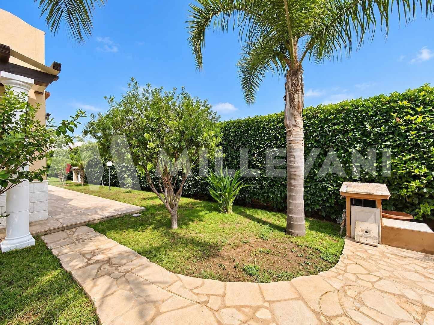 Villa in vendita a Pozzallo, Boschi Pisana