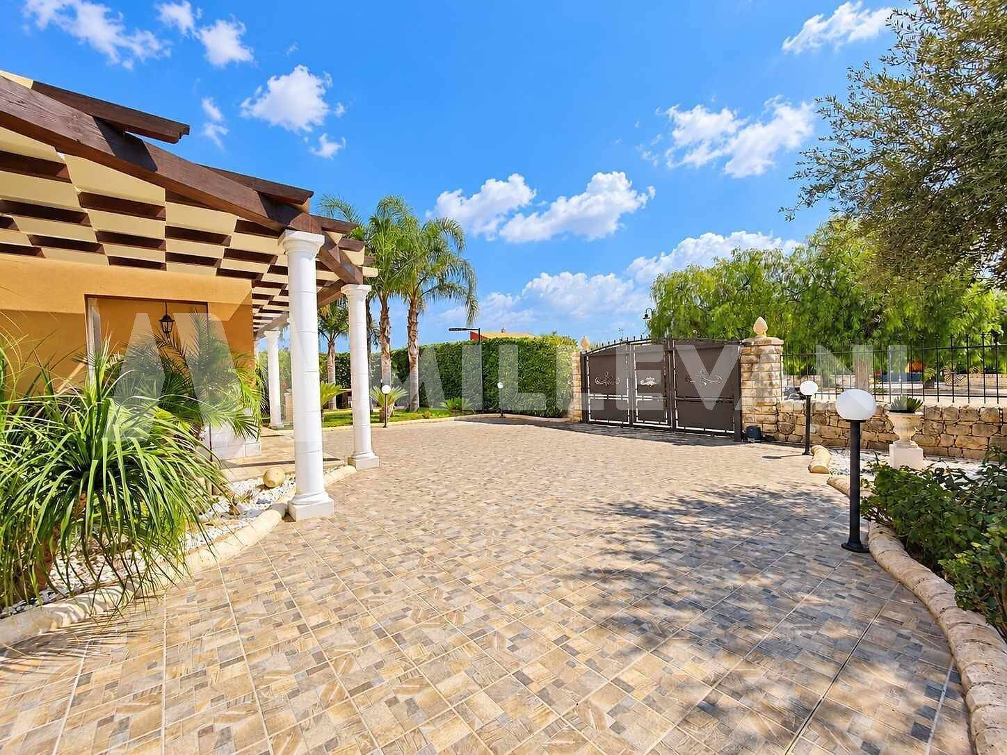 Villa in vendita a Pozzallo, Boschi Pisana