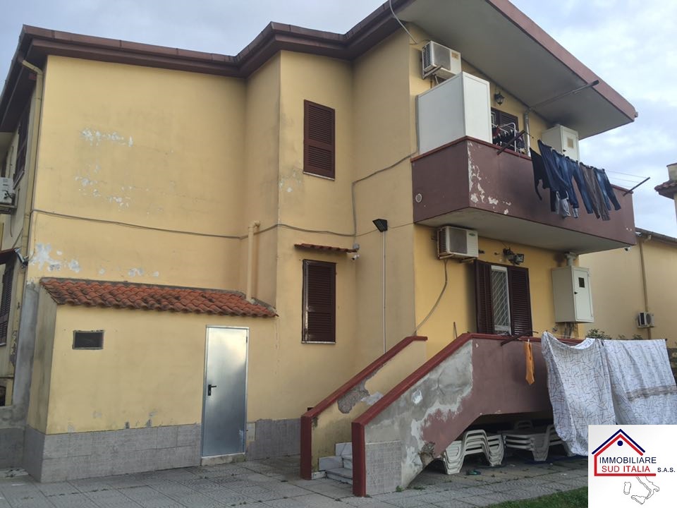 Villa con posto auto coperto Giugliano in Campania varcaturo