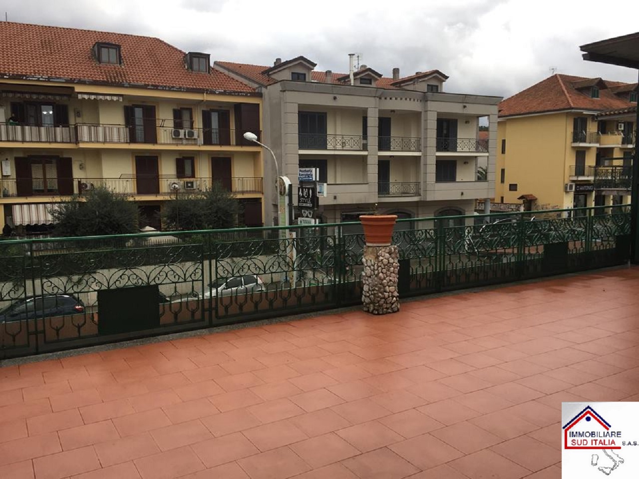 Trilocale con terrazzo a Giugliano in Campania