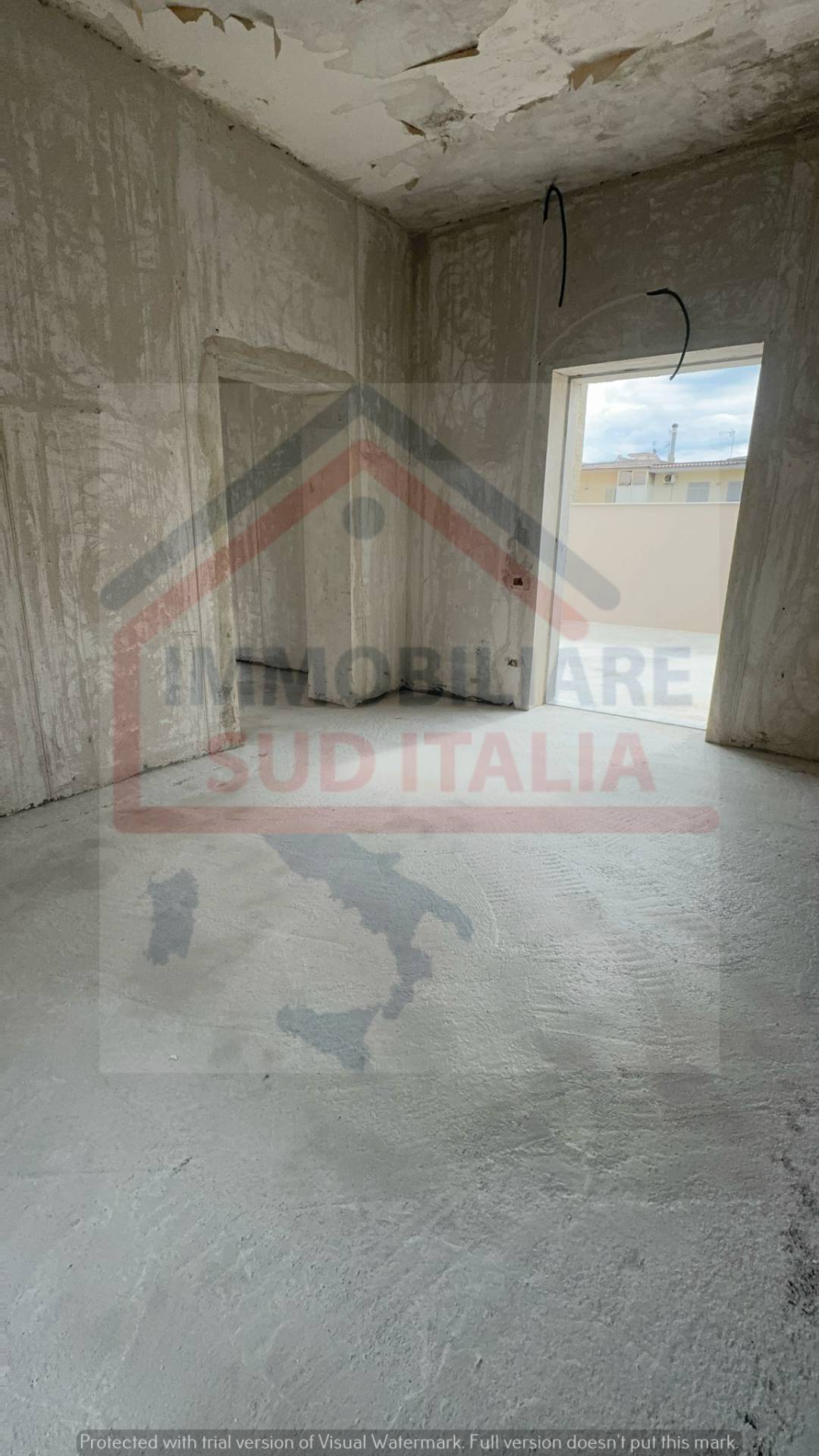 Locale commerciale in affitto a Qualiano