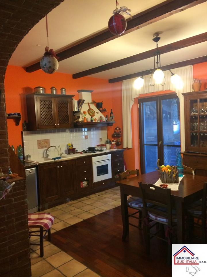 Villette a schiera in vendita a Giugliano in Campania, Varcaturo