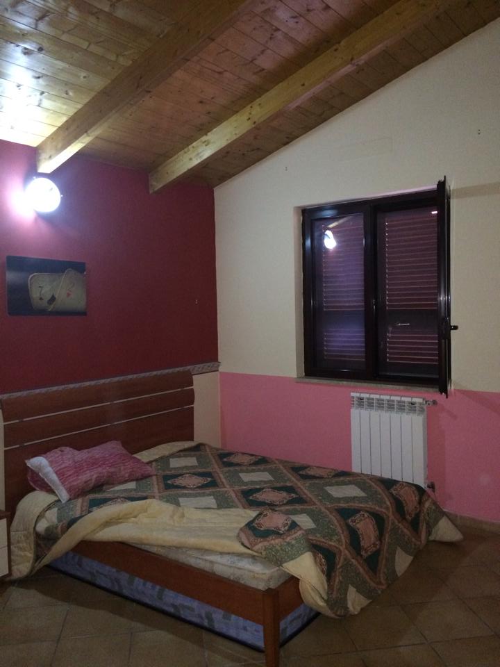 Villa in affitto a Giugliano in Campania, Varcaturo