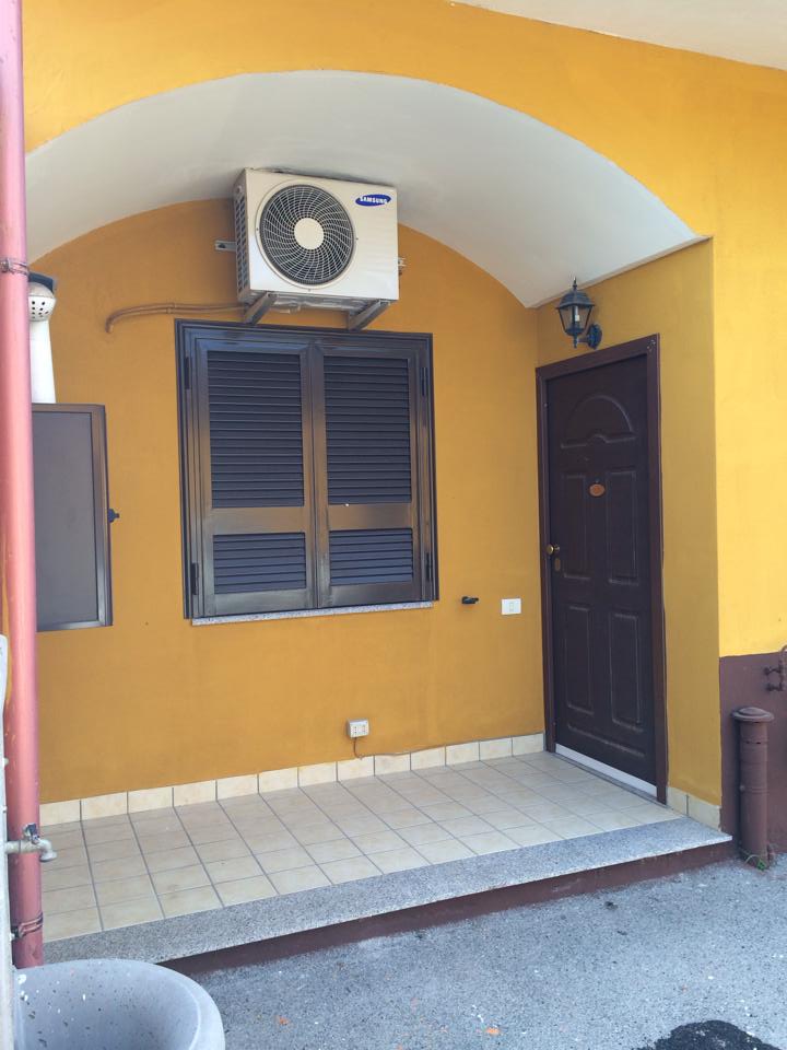 Appartamento in affitto a Giugliano in Campania, Varcaturo