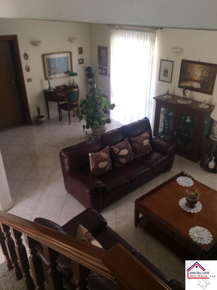 Villa in vendita a Giugliano in Campania, Varcaturo