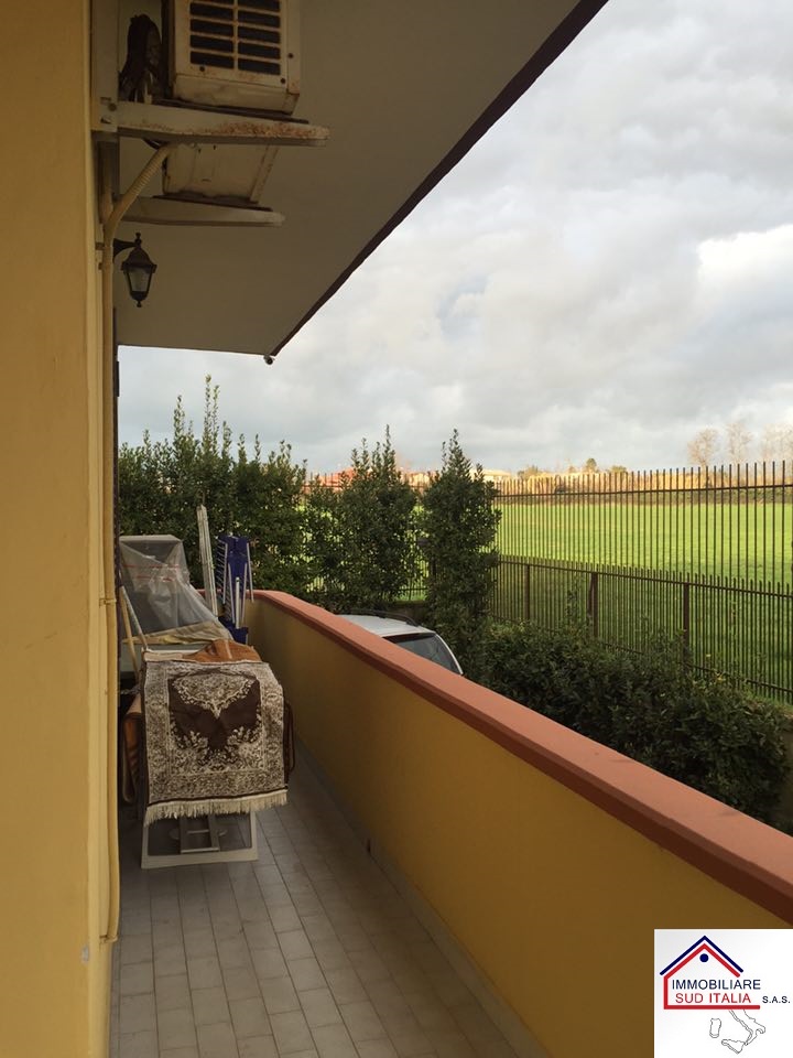 Villa in vendita a Giugliano in Campania, Varcaturo