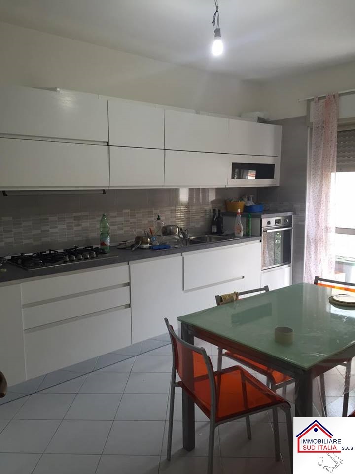 Villa in vendita a Giugliano in Campania, Varcaturo