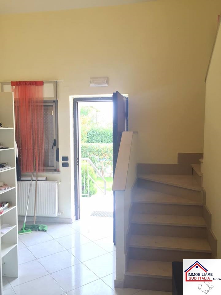 Villa in vendita a Giugliano in Campania, Varcaturo