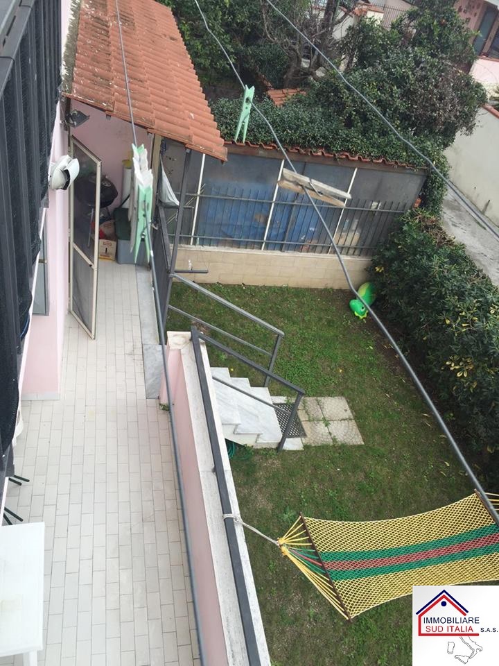 Villa in vendita a Giugliano in Campania, Varcaturo