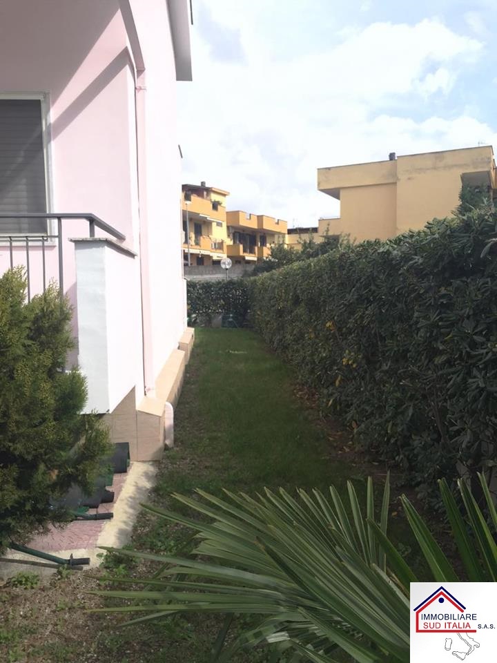 Villa in vendita a Giugliano in Campania, Varcaturo