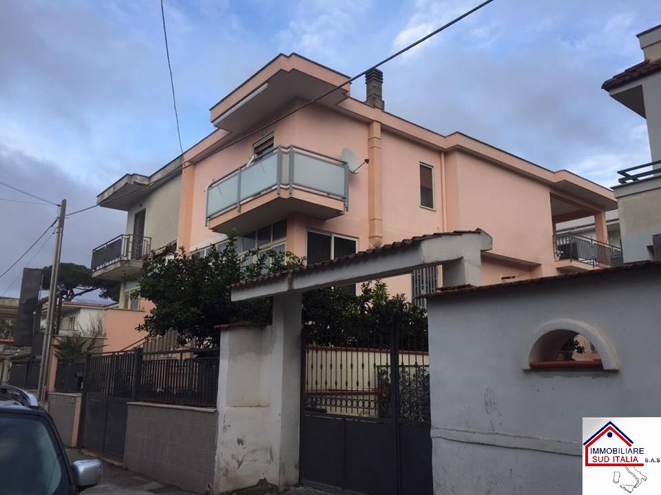 Villa in vendita a Giugliano in Campania, Lago Patria