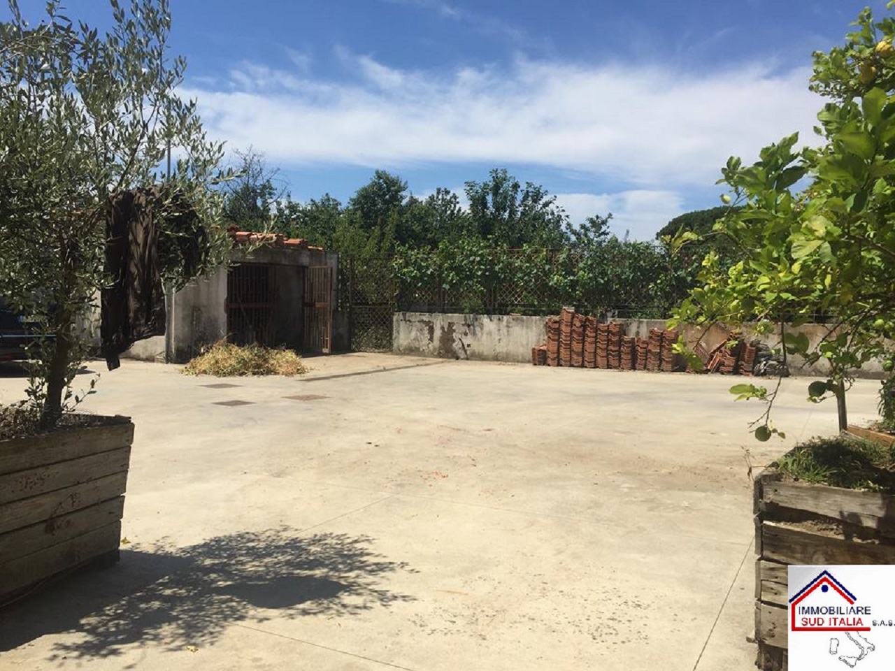 Deposito in affitto a Giugliano in Campania, Varcaturo