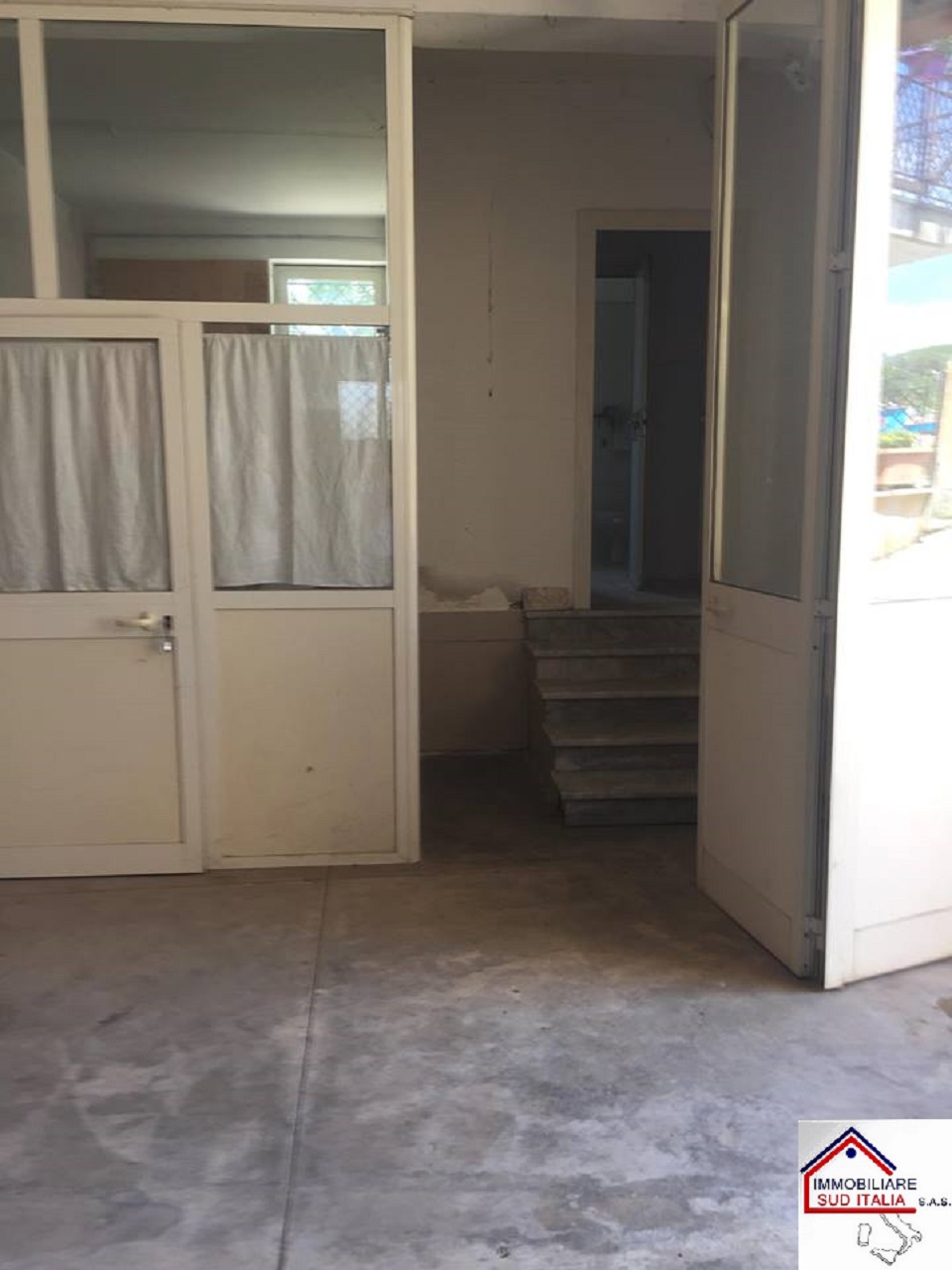 Deposito in affitto a Giugliano in Campania, Varcaturo