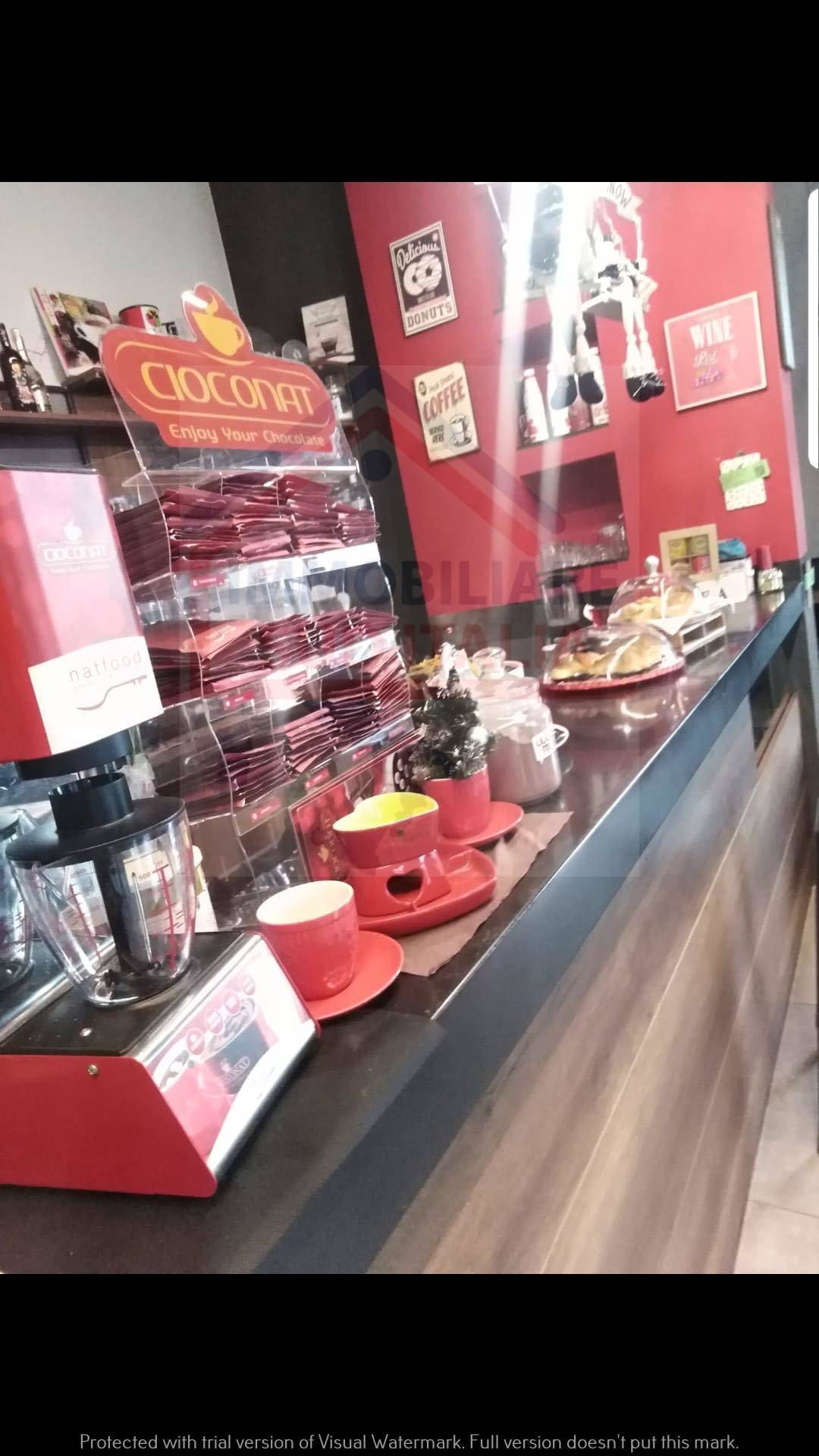 Attivit commerciale in vendita a Arzano