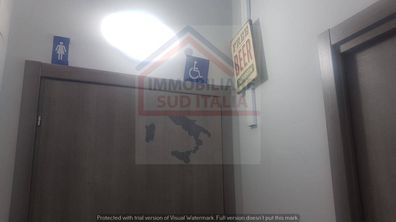 Attivit commerciale in vendita a Arzano