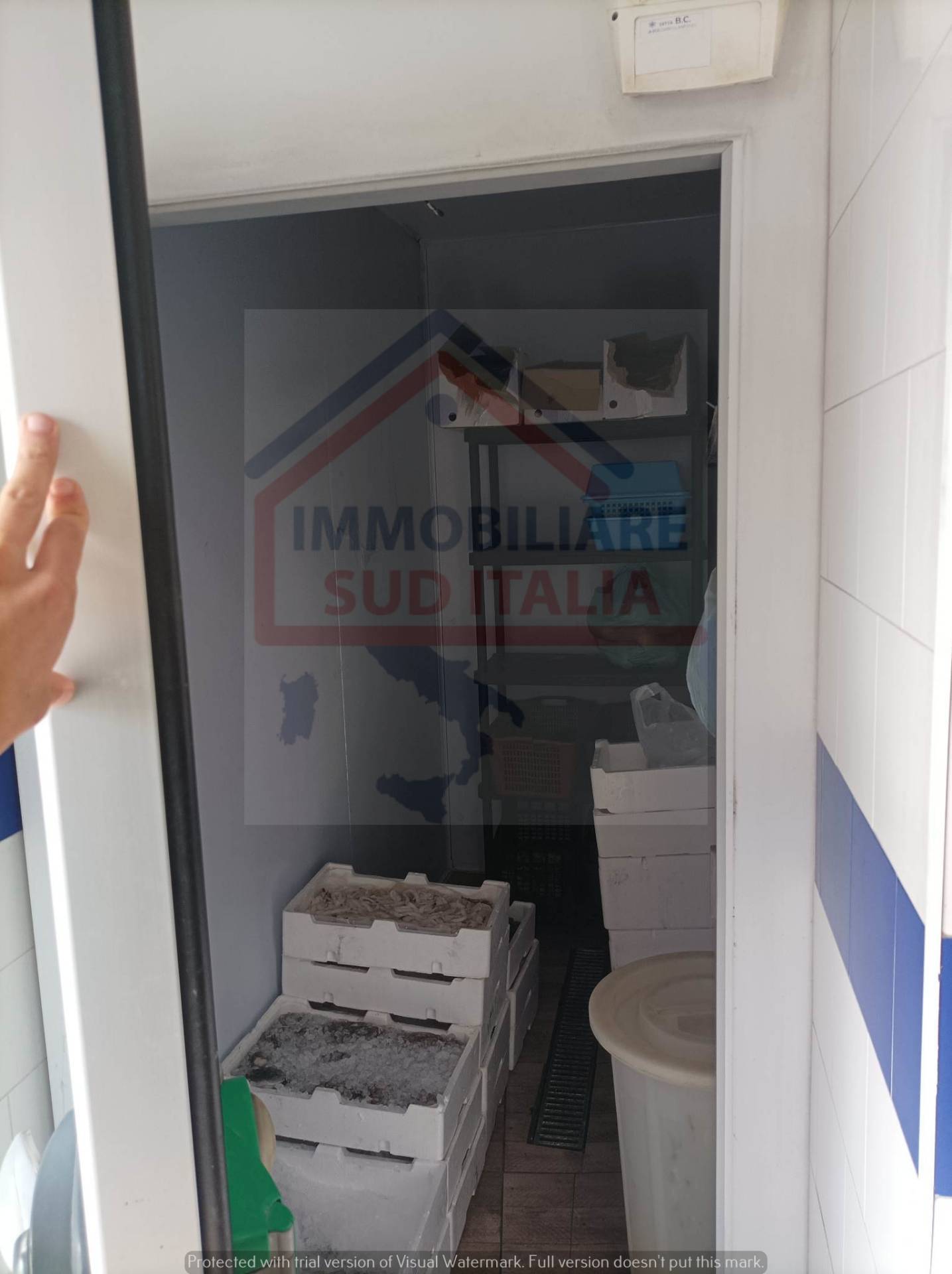 Attivit commerciale in vendita a Qualiano