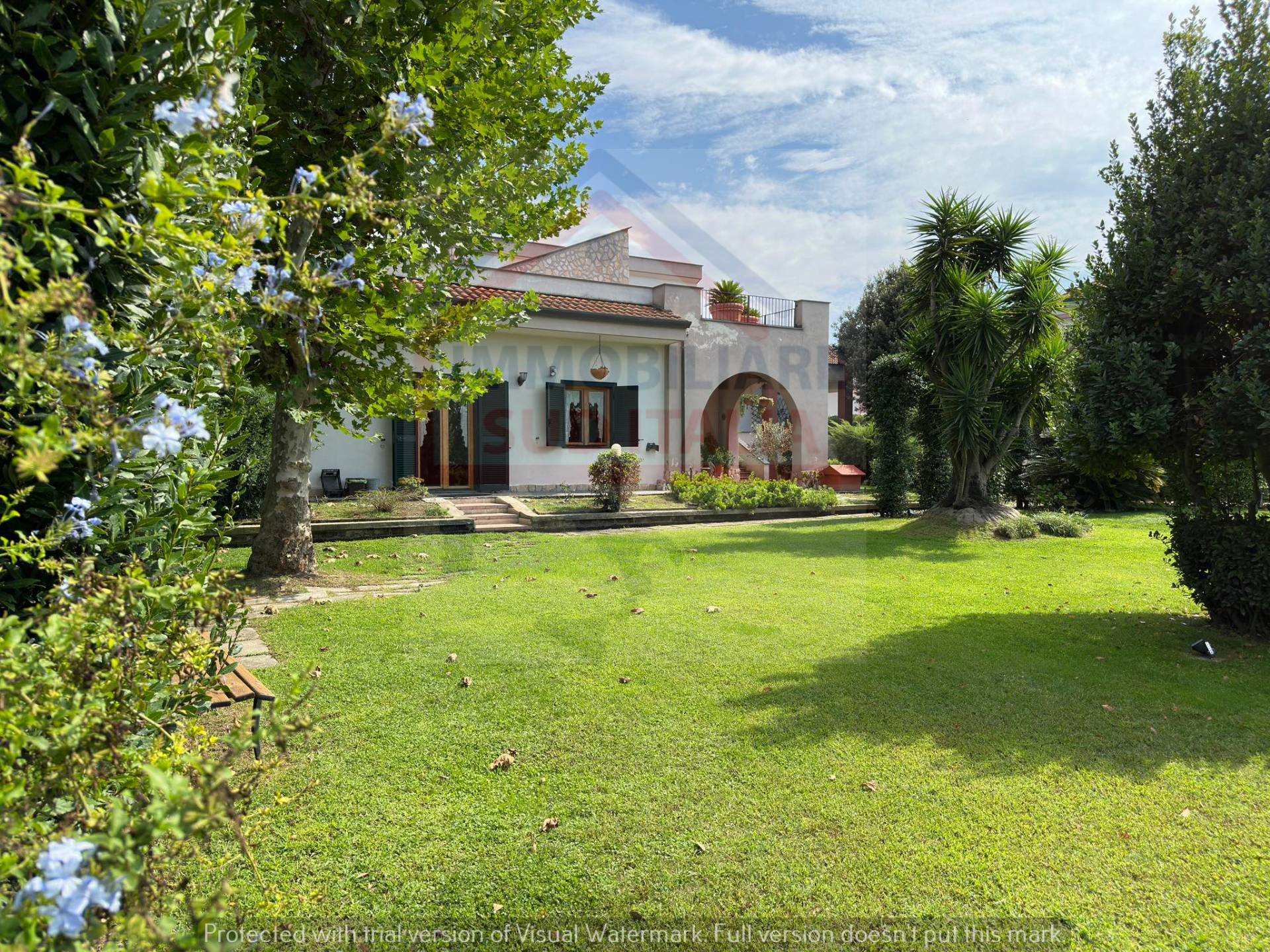 Casa singola in vendita a Giugliano in Campania, Varcaturo