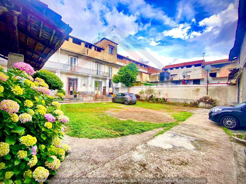 Casa singola in vendita a Giugliano in Campania