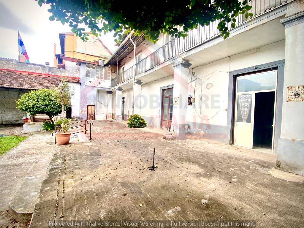 Casa singola in vendita a Giugliano in Campania