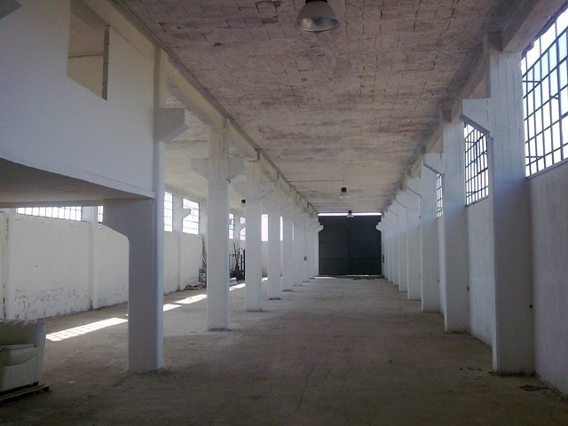 Capannone in vendita a Giugliano in Campania, Varcaturo