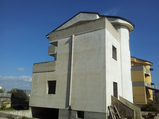 Attivit commerciale in vendita a Castel Volturno