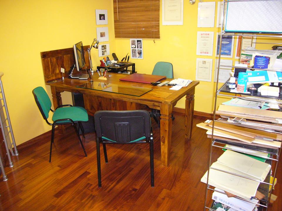 Locale commerciale in vendita a Caserta