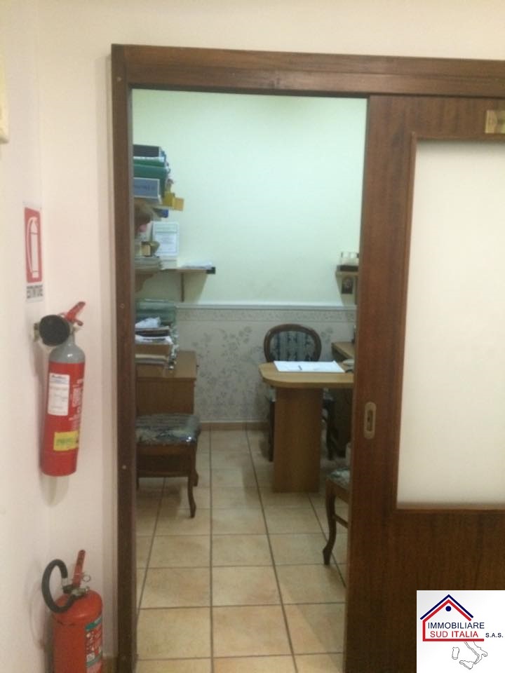 Attivit commerciale in vendita a Giugliano in Campania