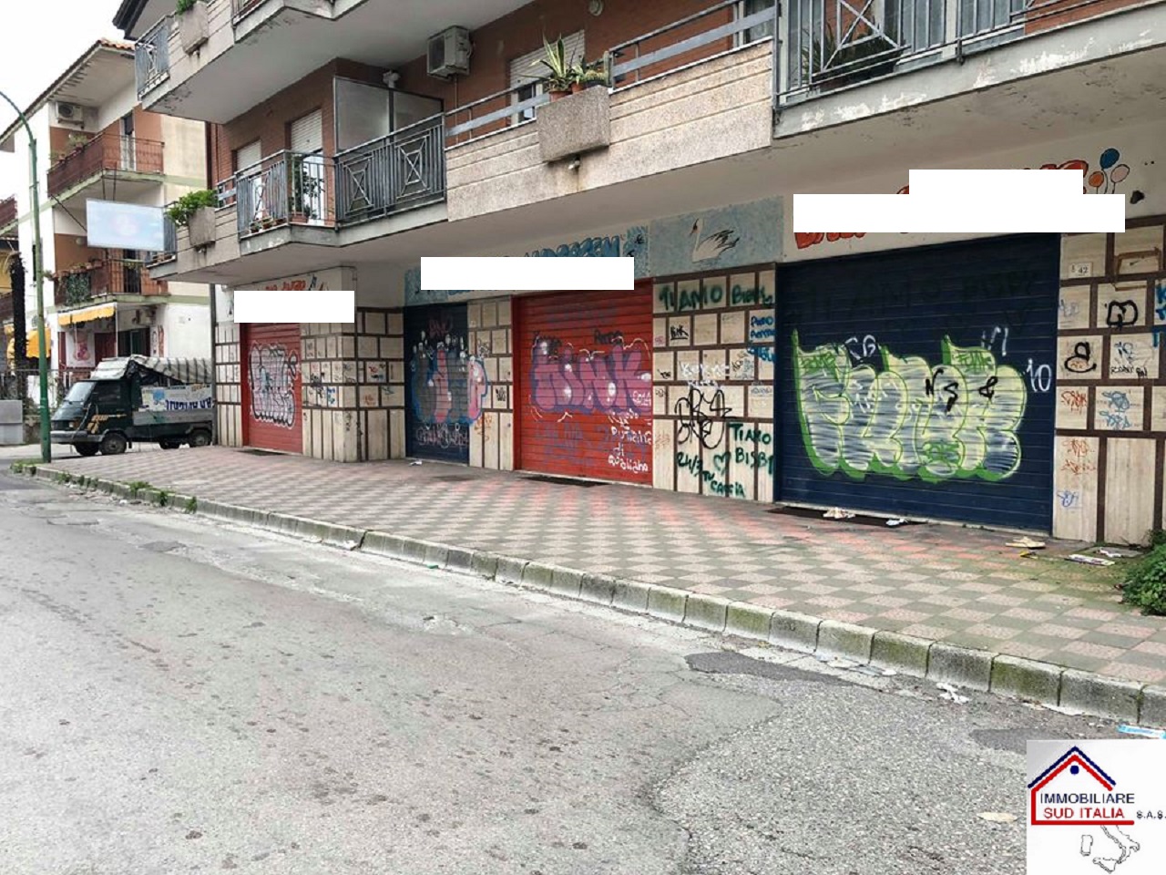 Locale commerciale in affitto a Qualiano