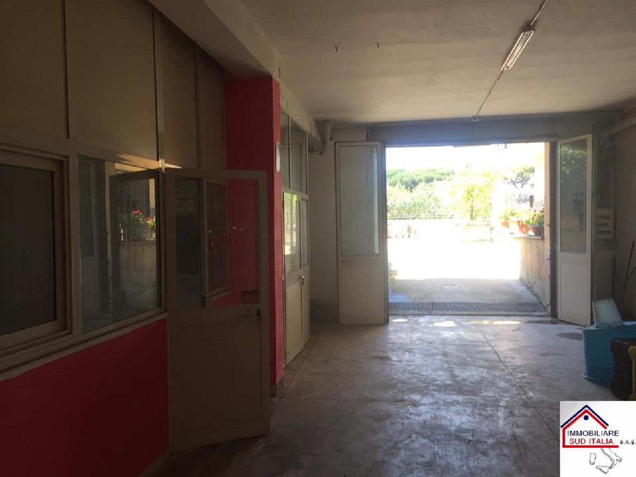 Deposito in affitto a Giugliano in Campania, Varcaturo