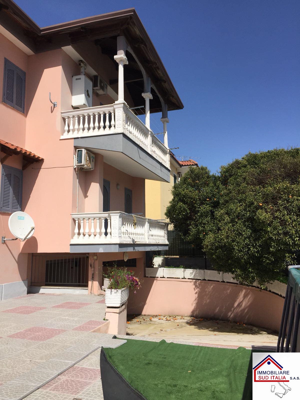 Villa in vendita a Giugliano in Campania, Licola