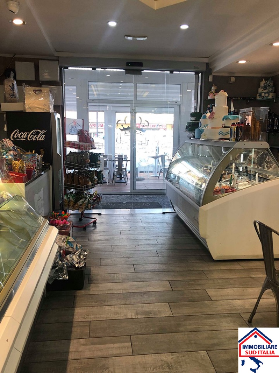 Attivit commerciale in vendita a Quarto